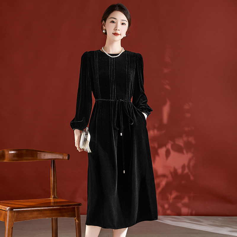 Hi Mother-in-law Wedding Dress Autumn and Winter New Style Mother Wedding Dress High-end Engagement Toast Real Velvet dress