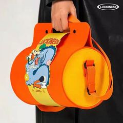 新年と中秋節のフェルト製円筒形バッグ、高級ギフト用ハンドバッグ、ショルダーバッグ、斜め掛けバッグ、お土産ギフトバッグ、ロゴ印刷可能