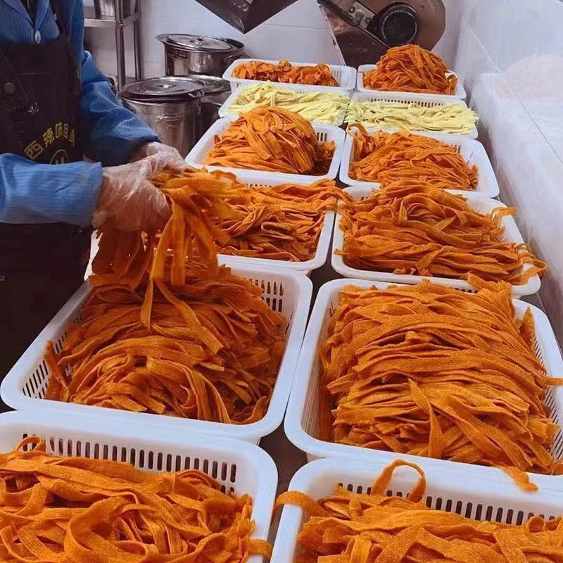 2.5kg Large Pack】Qin Fen Traditional Large Pack Spicy Strips Handmade Spicy Strips Value Pack Qin Fen Fruit and Vegetable Spicy Strips Street Vendor Wholesale