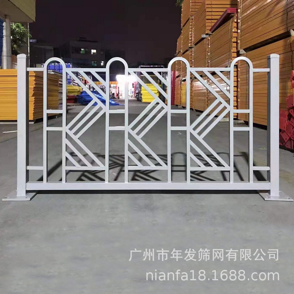 锌钢市政护栏道路安全防护围栏人行道交通隔离护栏厂家直销