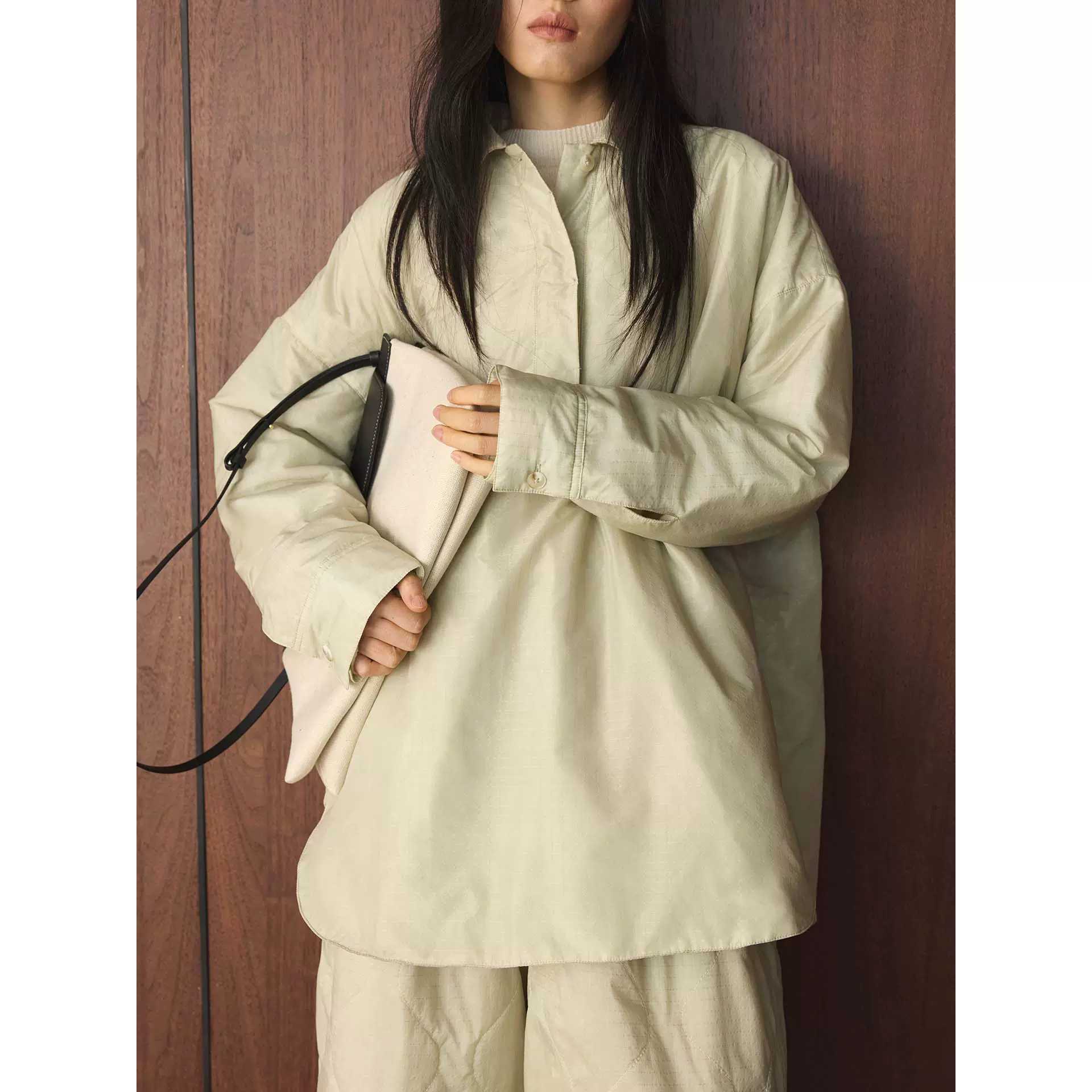 卢浮冬季新款日系简约时髦夹棉暗格衬衫棉服廓形宽松舒适外套女