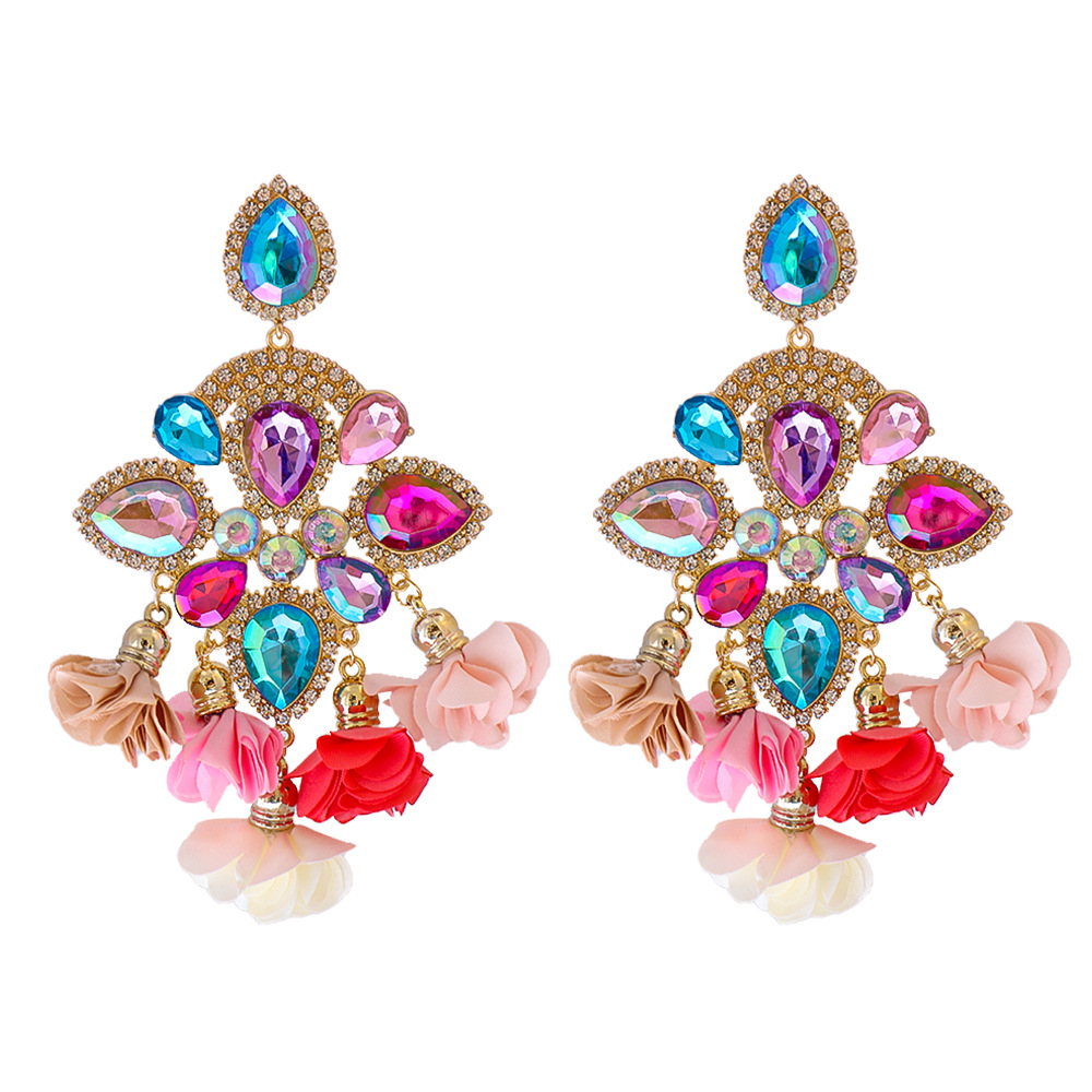 Nouveau Bohème Couleur Diamant Fleur Femme Boucles D'oreilles Personnalité Accessoires En Gros display picture 40