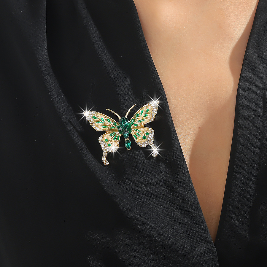 Lady Butterfly Alloy Artificial Gemstones Women's Brooches display picture 3