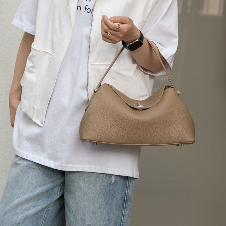 Top-layer cowhide dumpling bag 2025 new model handbag for women, single shoulder crossbody bag, genuine leather women's bag, simple ladies' handbag Top-layer cowhide dumpling bag 2025 new model handbag for women, single shoulder crossbody bag, genuine leather women's bag, simple ladies' handbag