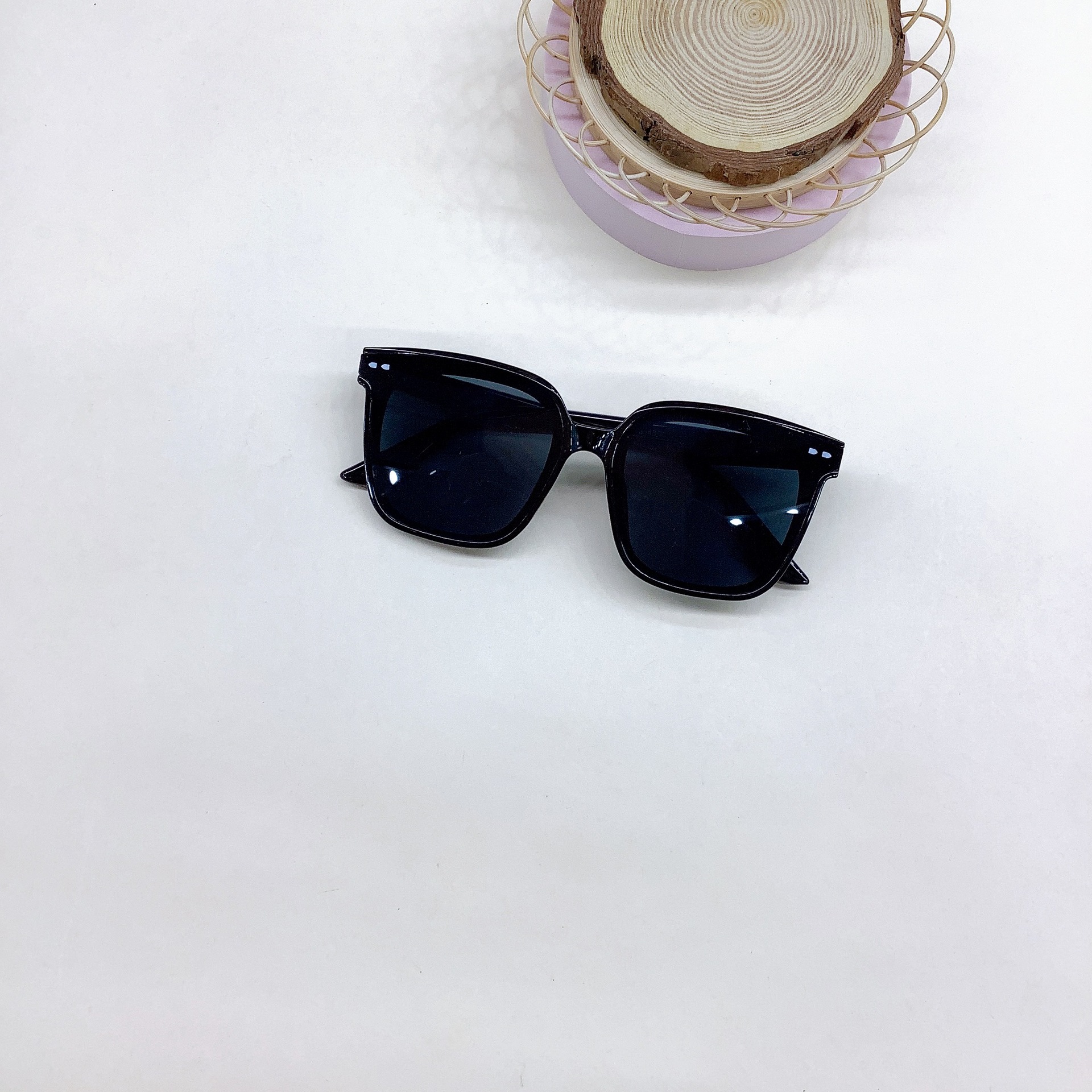 BCC9E2BABF73045F39BEA6991B73F2