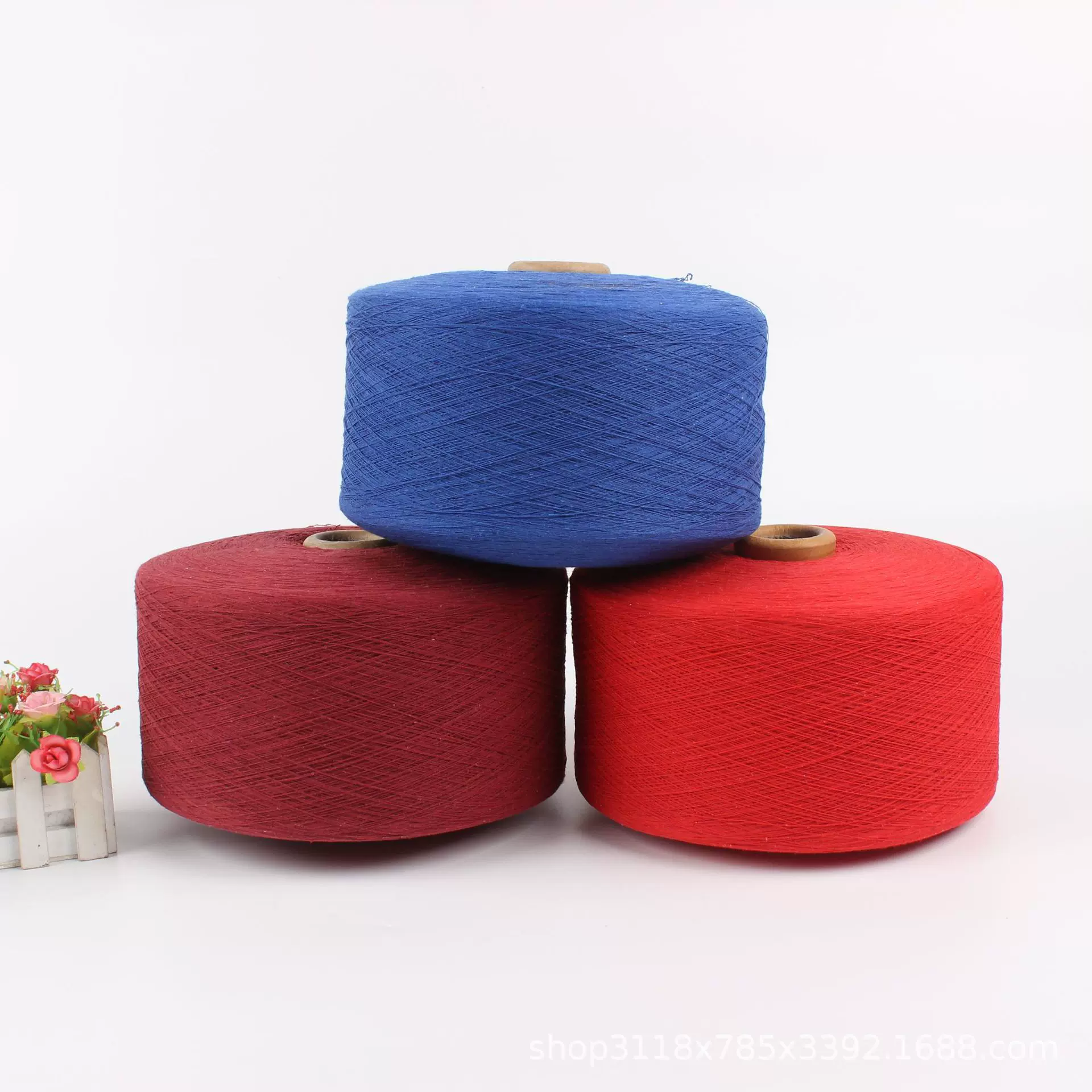 厂家现货批发专业生产7s-21s气流纺涤棉棉纱合股纱针织纱颜色定制