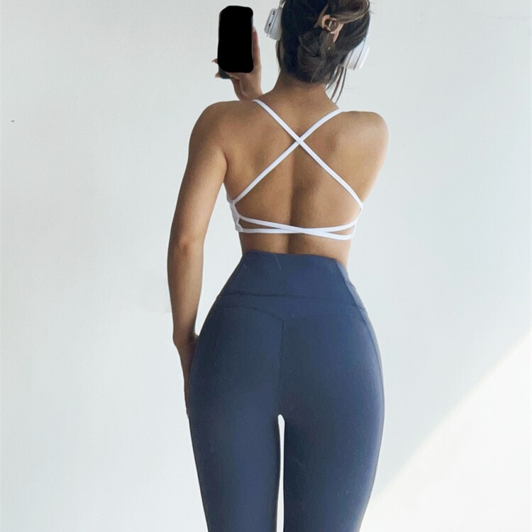 Beauty back sexy thin shoulder strap training European and American yoga bra sports running sling underwear can be worn outside 916