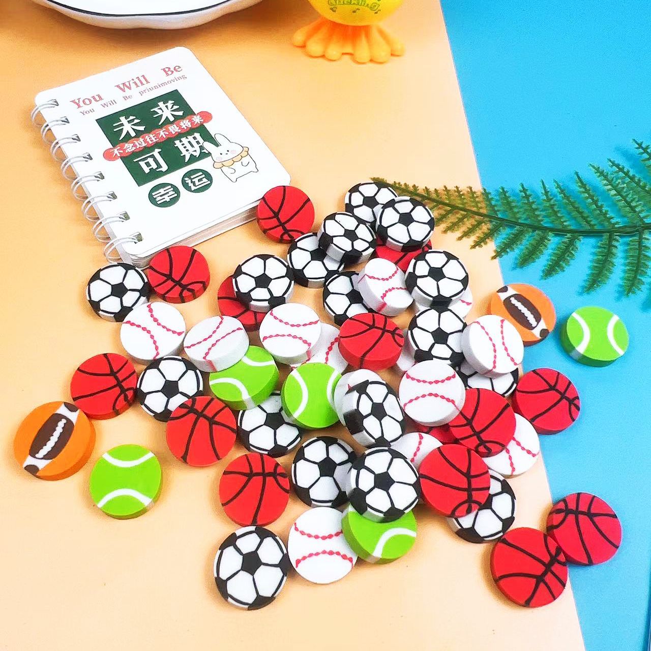 Creativo de dibujos animados de fútbol estilo borrador al por mayor escuela primaria estudiante borrador cabeza niños aprendizaje papelería regalo