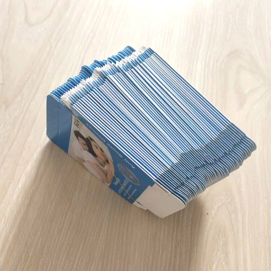 A large number of in stock anti-snoring devices are packaged separately in color boxes 300 grams of white cards. Factory direct sales of in stock are now available.