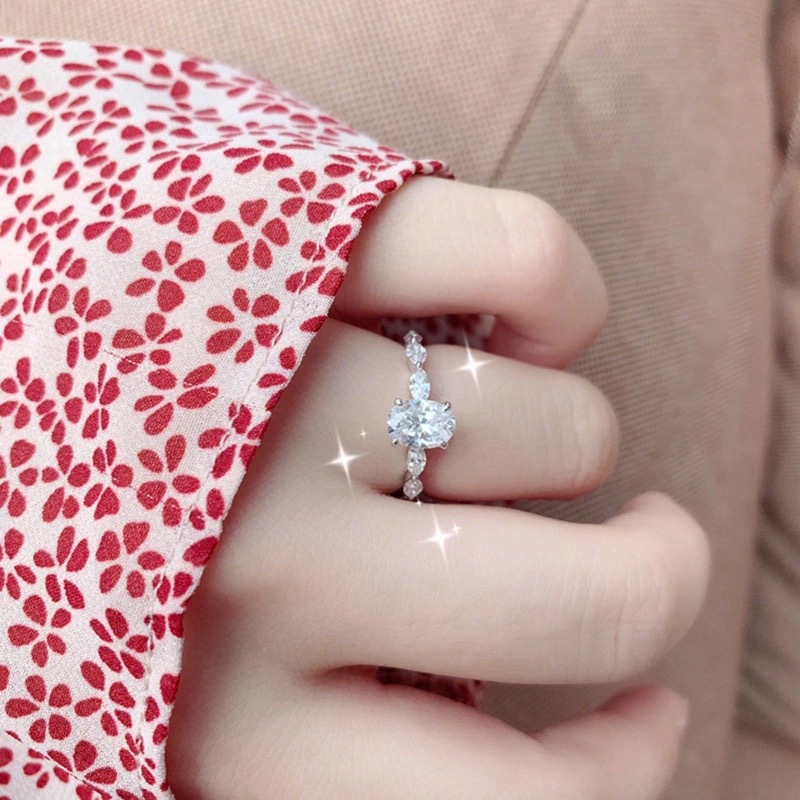 Anello con diamante a forma di uovo di piccione scintillante placcato in argento sterling, celebrità femminile di Internet, alla moda_voghion.com