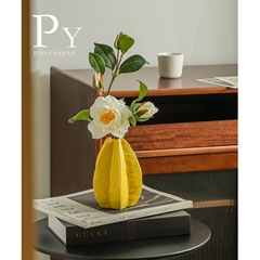 北欧ins楊桃ヨーロッパ式陶磁器花瓶シミュレーション花創意芸術生け花器家庭装飾飾り物