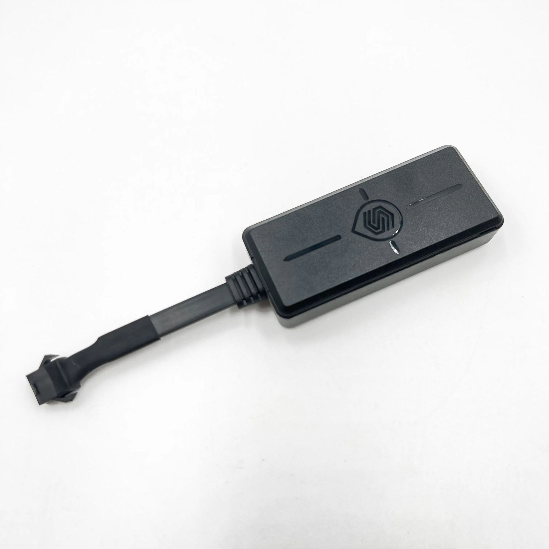 2g 4g Gps Tracker C32 Electric Vehicle Locator 4P Electric Vehicle Locator Anti-Theft Device Locator