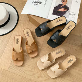 跨境新款女士外穿凉拖鞋白搭休闲一字凉拖女鞋中跟时尚拖鞋外贸鞋