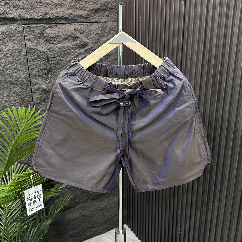 European Colorful Reflective Shorts Summer Men's All-match Loose Shorts Trendy Brand Laser Quick-drying Sports Basketball Pants European Colorful Reflective Shorts Summer Men's All-match Loose Shorts Trendy Brand Laser Quick-drying Sports Basketball Pants