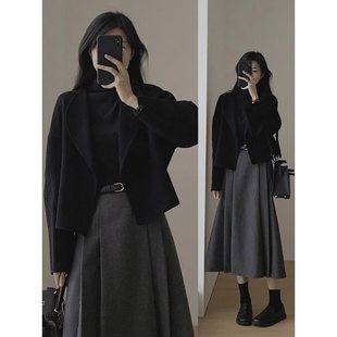 French Hepburn Style Short Woolen Short Coat for Women Autumn and Winter 2025 New Style Small Woolen Coat