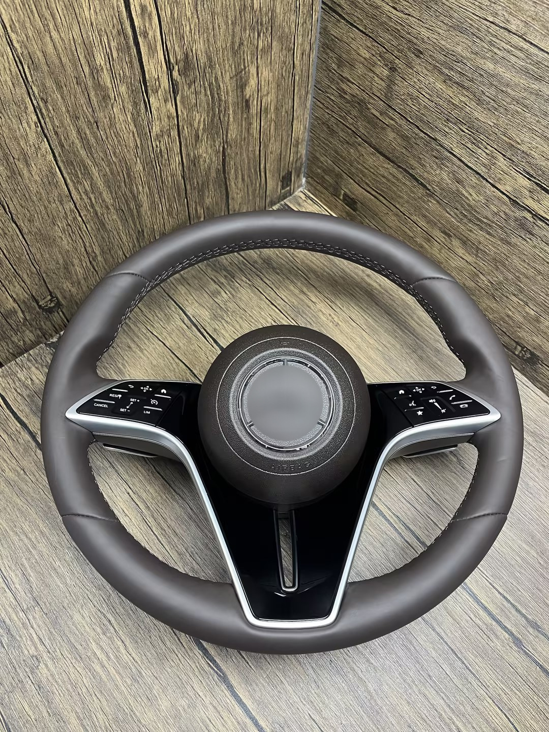 Suitable for Mercedes E-Class S-Class S400 S450 original factory walnut wood Mercedes steering wheel, modified to the new Maybach steering wheel