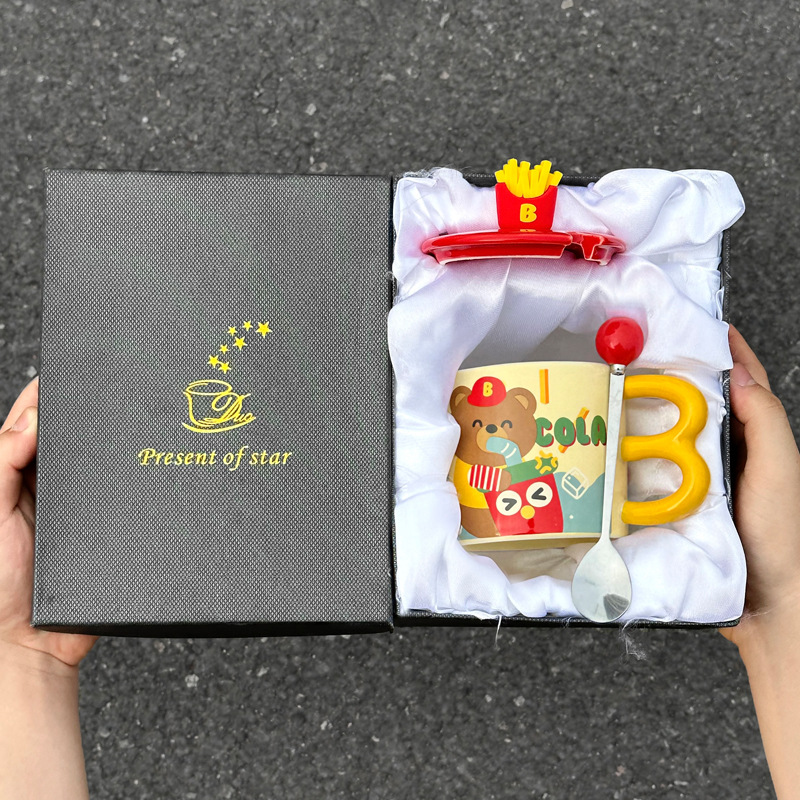 Oso de bebida francesa (taza + tapa + cuchara + caja de regalo negra)