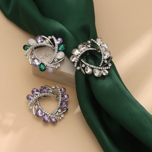 Silk towel buckle retro dual-use brooch Amazon cross-border foreign trade boutique scarf buckle multi-functional silk towel buckle in stock