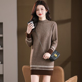 2025年秋冬半高领针织连衣裙女菱格提花毛衣中长款厚款打底毛衣裙，女装连衣裙，妃慕昵服饰