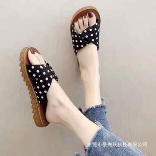 ��ЬŮ�⴩2026�n���ļ����潉�������ЋDƽ��һ����ɳ������