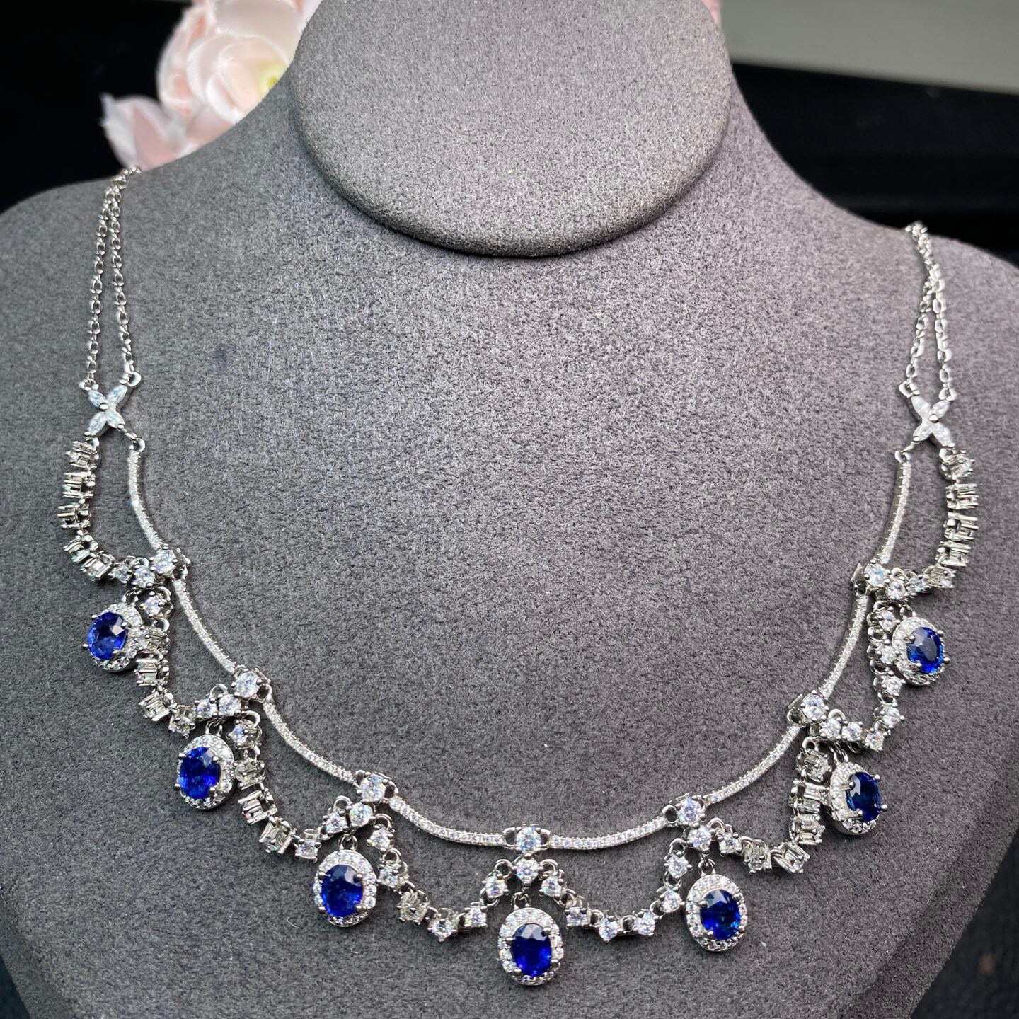Sapphire royal high-end pendant jade