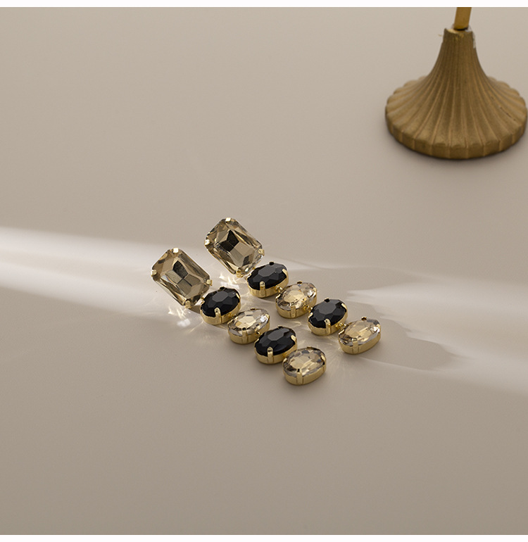 All Seasons Season 1 Pair Elegant Geometric Plating Copper Imitation Crystal Drop Earrings Ear Cuffs