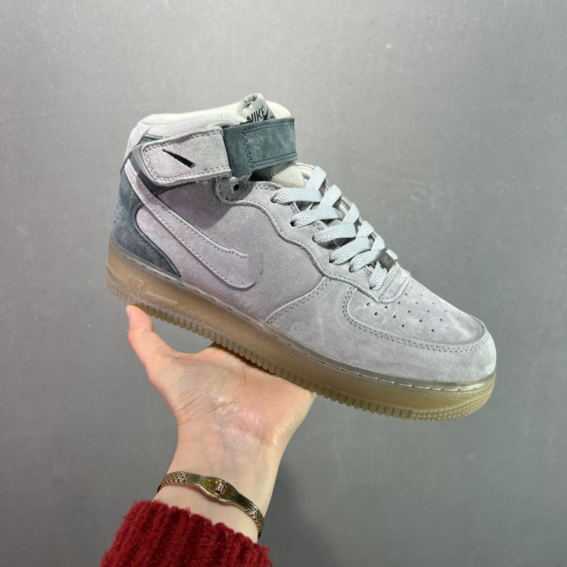 Putian Shoes Air Force One Sneakers Men's Defending Champion Af Casual Sports Shoes Women's Mid-Top Wheat Color Commuter Trendy Shoes