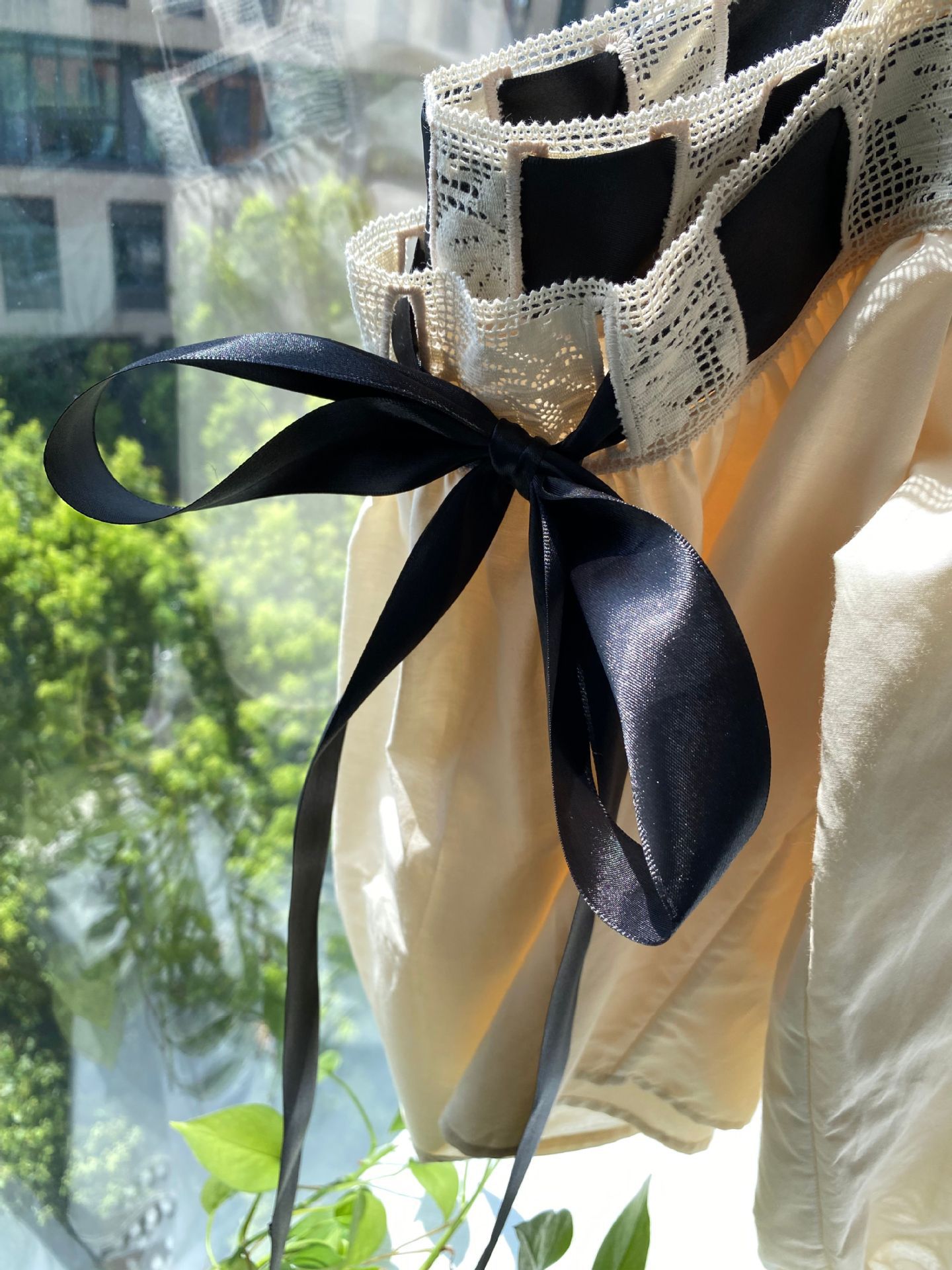 Bow square collar 25.jpg