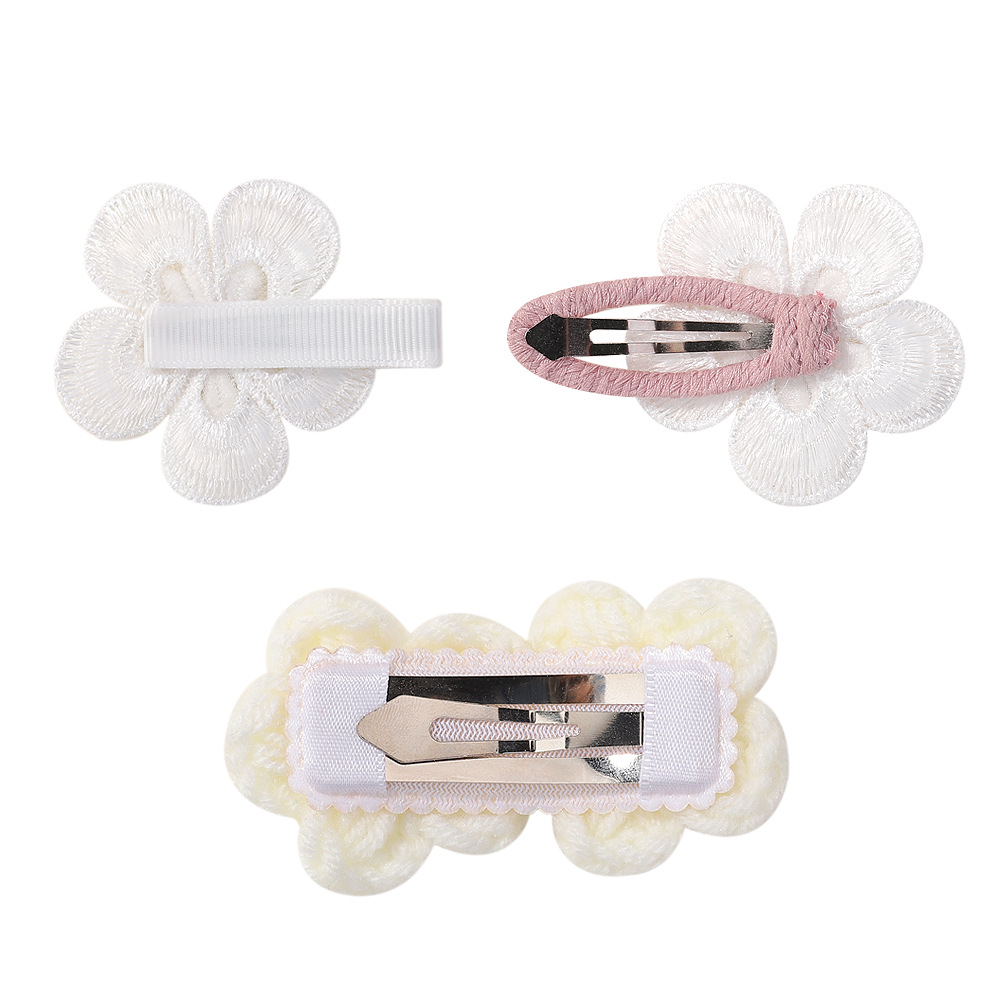 Kid'S Sweet Flower Cloth Hair Clip display picture 4