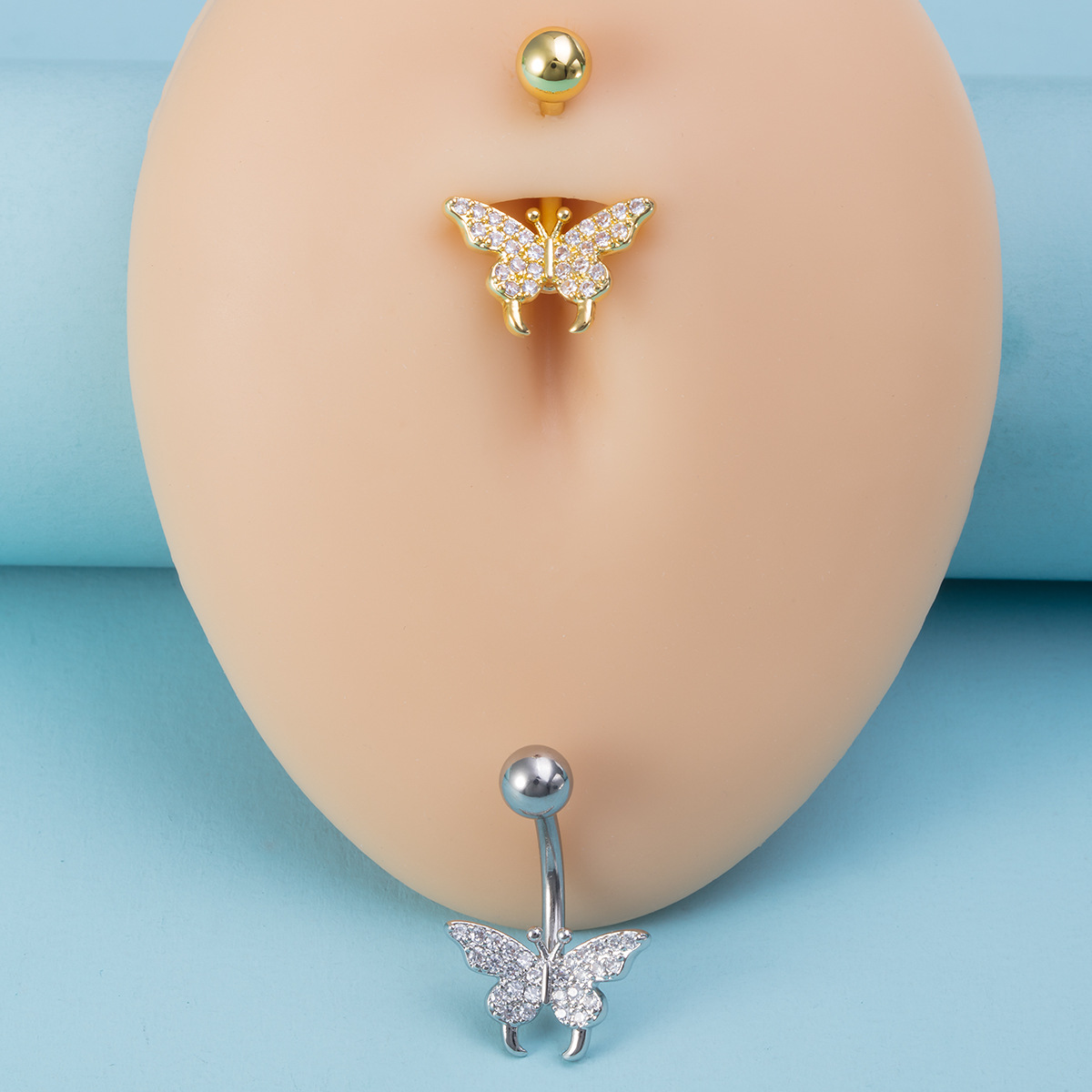 Piercing nombril papillon en zircon et acier inoxydable_voghion.com