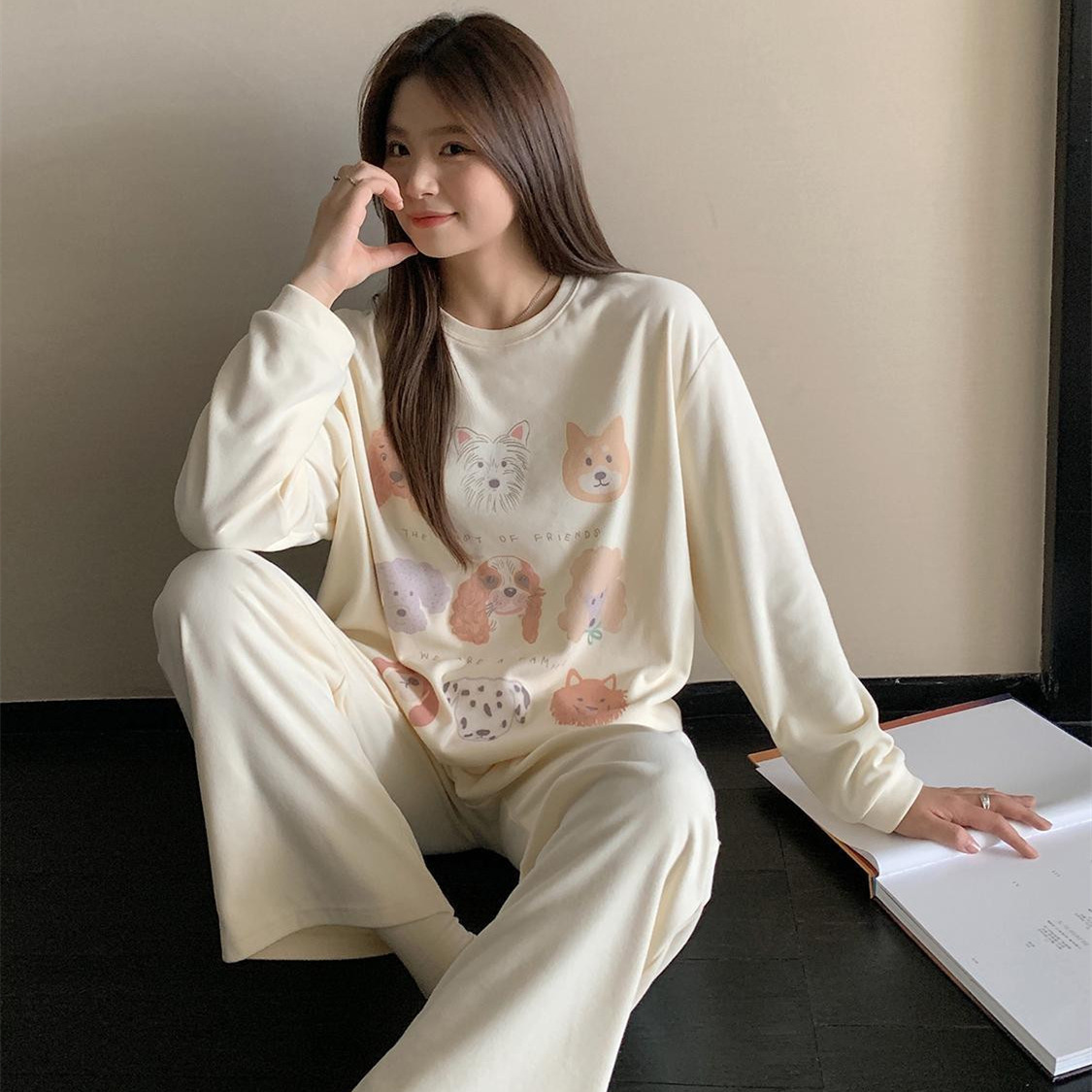 2025 nuevo pijama de mujer de lana primavera y otoño de manga larga onda punto oso invierno engrosado conjunto de lana ropa para el hogar