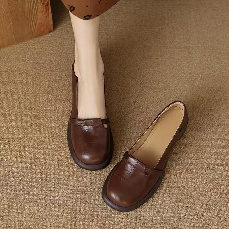 Vintage estilo francés cabeza redonda superficial zapatos 2026 primavera nuevos zapatos de cuero pequeños con suela gruesa zapatos de tacones altos para mujeres