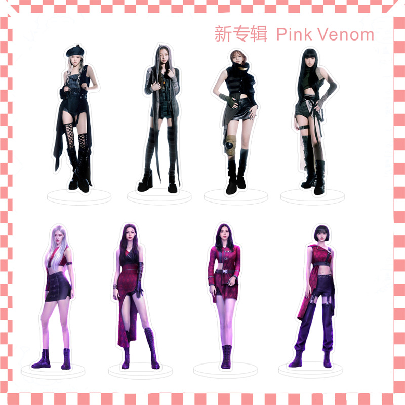 BLACKPINK-style LISA merchandise: Roseanne Park and Jisoo acrylic standing figures