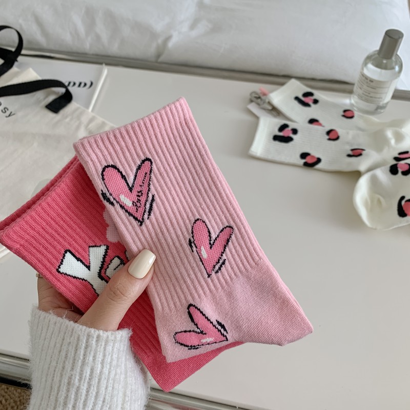 80g Weight Neutral Feel Of Sensation Socks Classification Socks Lingerie Type Cotton Fabric Type Stretchy Elasticity A Pair Quantity Daily, Street Occasion Comfort Function Letter, Heart Shape Pattern All Seasons Season Women's Gender Simple Style Style Women's Simple Style Letter Heart Shape Cotton Crew Socks A Pair 3