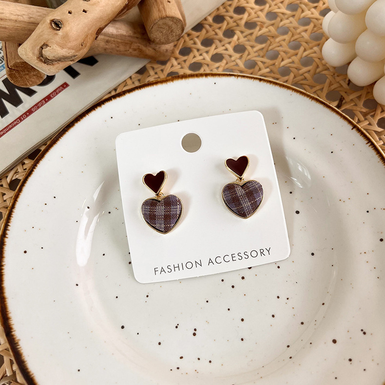 autumn and winter new style plush cloth love earrings retro plaid alloy earringspicture4