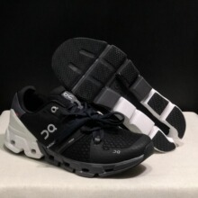 �羳 On ���� Cloudflyer 4�� �ܲ��\�����e��ŮЬ���e�ٴ�