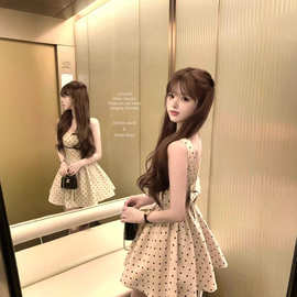 2025年心动波尔卡夏季波点撞色无袖小礼服背心裙短裙女度