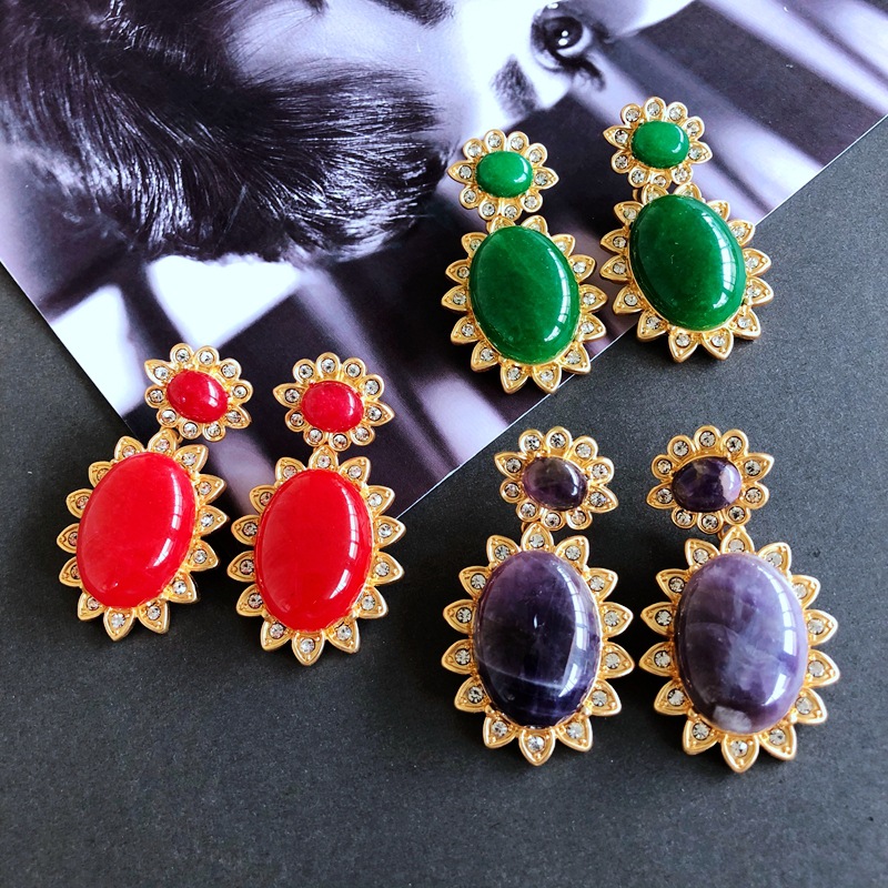 Wholesale Jewelry Retro Oval Stone Earrings Nihaojewelry display picture 12