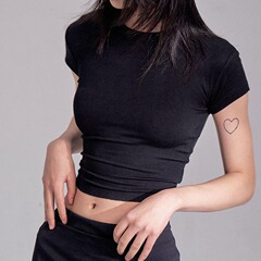 現物のスキムズの質感は腰の基礎の丸首のギャルの正肩のモーダルスポーツのtシャツの女性の裸感の弾力性の上着を収めます。