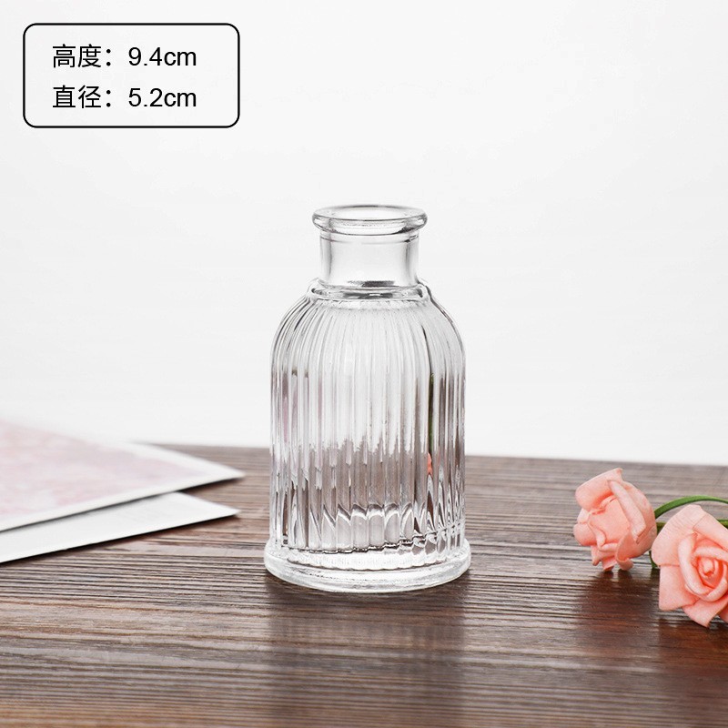外国貿易卸売ライト高級ハイエンド小さな花瓶セットレトロレリーフフラワーアレンジメント装飾品透明ガラス花瓶|undefined