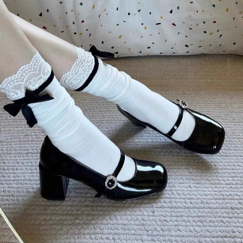 Z Black One-Line Shallow Mouth Thick Heel Mary Jane High Heels for Women 2024 Spring and Summer New Style French Niche Elegant Single