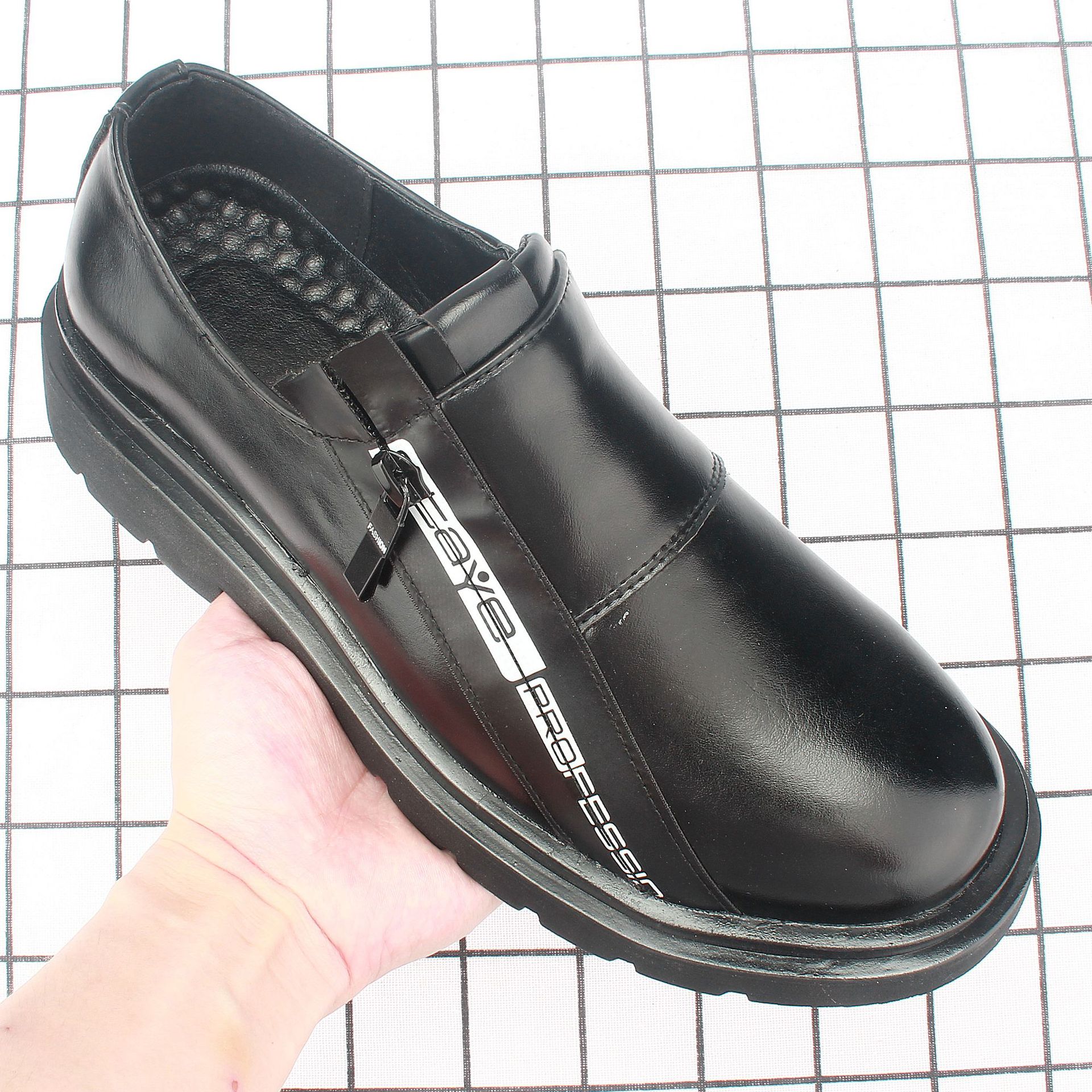 �ļ���ʿ����ƤЬ����һ�ŵ���Ь�＾����ٴӢ���ָ�Ь225