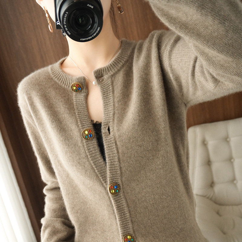 Fashionable solid color summer cardigan with a round collar