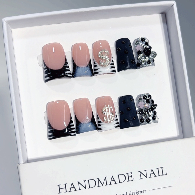 Hot-Selling Short Duckbill Style Wearable Nails, Pure Handmade High-End Dark French Manicure Nail Stickers, Press-On Fake Nails