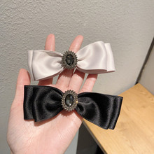 �n�����Aˮ荺����Y�l�A��Ů�߼��а����Rβ�l�����X���^��ɊA