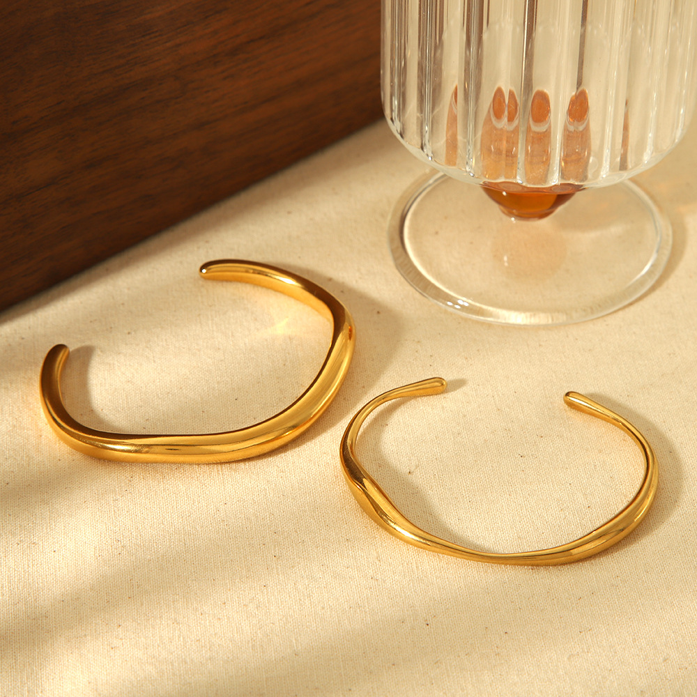Plating Design Modern Style Simple Style Geometric 304 Stainless Steel Bangle In Bulk