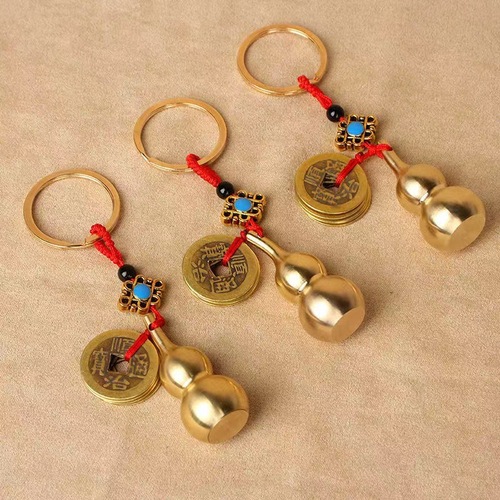 Copper gourd five emperors money keychain hollow solid pure copper small gourd wholesale car feng shui pendant pendant stall