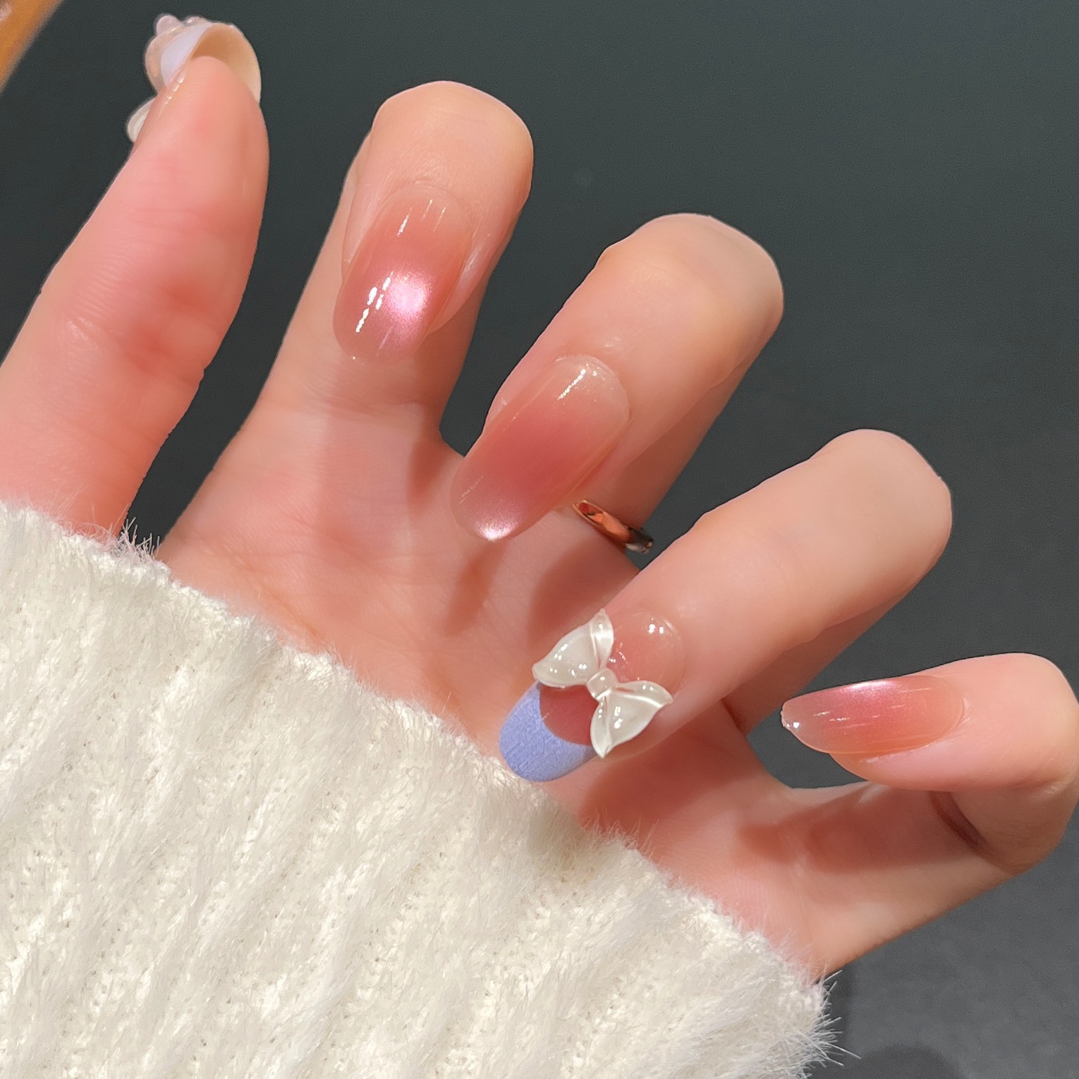Ojos de gato elípticos cortos para usar uñas adorables estudiantes manicuría fábrica de uñas al por mayor parches de uñas falsas desmontables