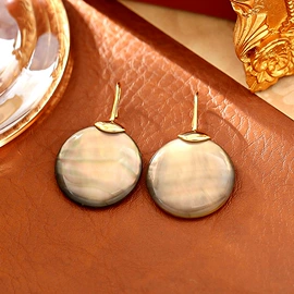 耳钉;耳环;项链