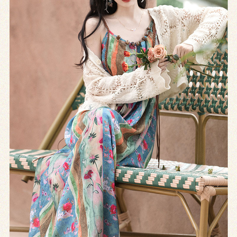 广州十三行旅游度假风吊带千金感连衣裙搭配外套两件套民族风套装